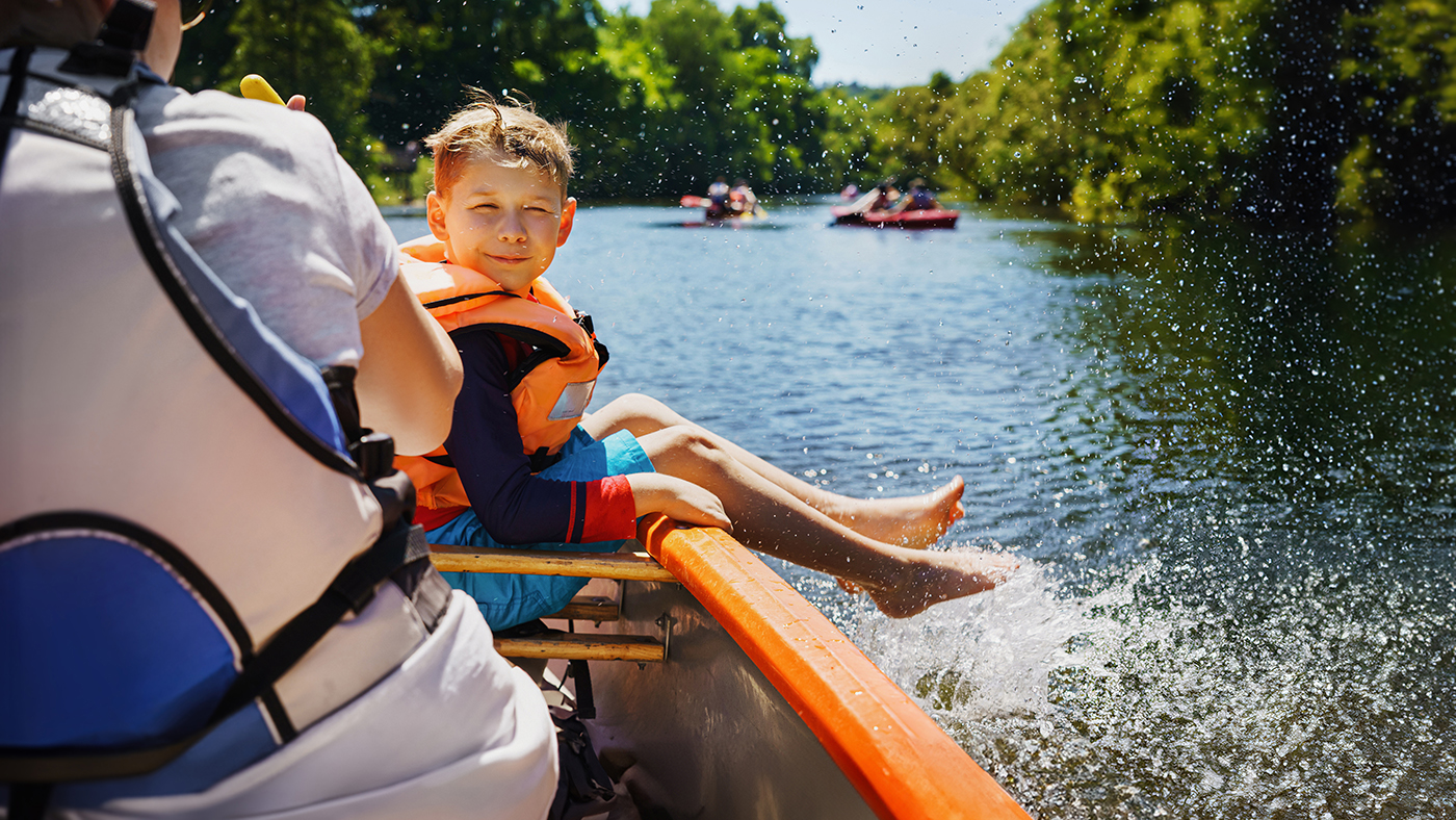Yamaha-Boaters-LogVol13No30BoatCampingimage3-(1).jpg Before you set off on a boat camping expedition, make sure you are properly equipped for everyone to have a good time.