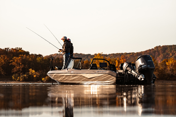Yamaha-Boaters-LogVol13No19FiveFamilyAdventurBoatsakeeter.jpg If your idea of family boating adventure involves chasing walleye, muskie, and northern pike, Skeeter’s Deep V lines have you covered. They are well-made and designed to stand up to big waters on big lakes.