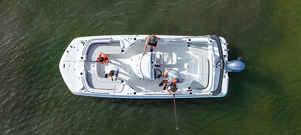 Yamaha-Boaters-LogVol13No7RightBoatYourLifestyleimage2.jpg Yamaha-Boaters-LogVol13No7RightBoatYourLifestyleimage2.jpg