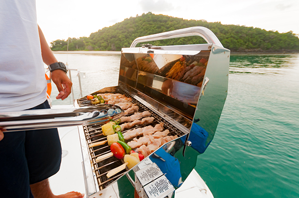 Yamaha-Boaters-Log-25GrillingonYourBoatimage3.jpg Yamaha-Boaters-Log-25GrillingonYourBoatimage3.jpg