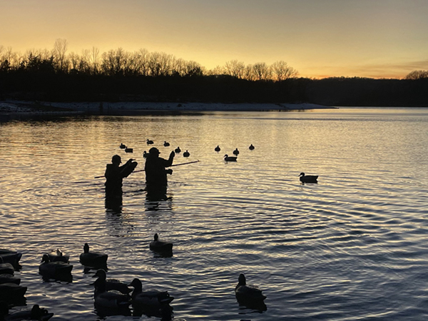 Yamaha_Fishin_Vol16No11LowenOffSeasonHunting120823image4.jpg