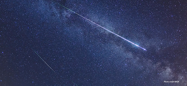 BoatersLogVol13No26PerseidMeteorShowerBoatimage4.jpg BoatersLogVol13No26PerseidMeteorShowerBoatimage4.jpg